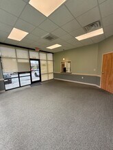 1650 Liberty Dr, Thomasville, NC à louer Photo intérieure– Image 2 sur 6