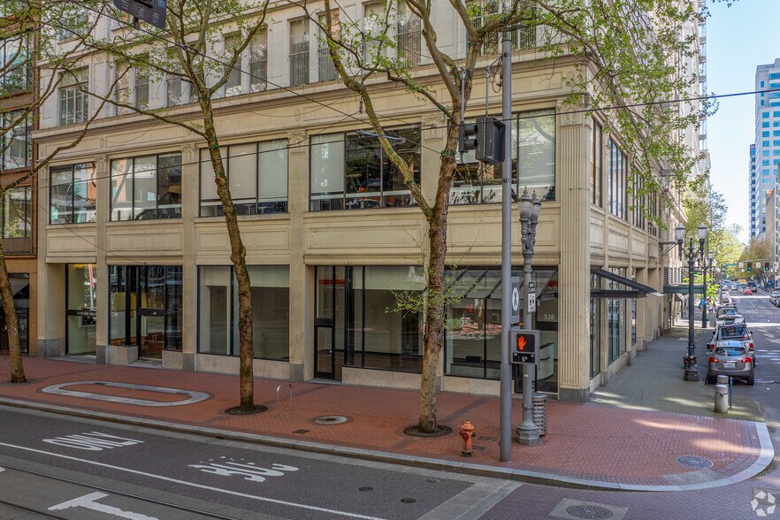 520-538 SW 6th Ave, Portland, OR à louer - Photo de l’immeuble – Image 2 sur 7