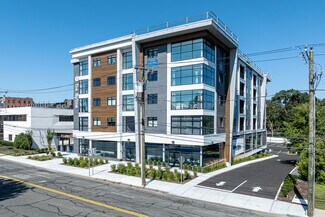 Plus de détails pour 920-924 Farmington Ave, West Hartford, CT - Bureau/Local commercial à louer