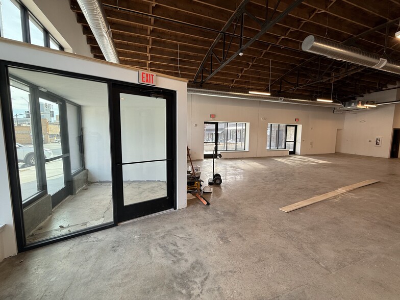 1718 Baltimore Ave, Kansas City, MO à louer - Photo de l’immeuble – Image 2 sur 15