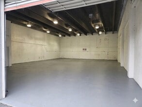 5405-5541 NW 82nd Ave, Miami, FL à louer Photo intérieure– Image 2 sur 4