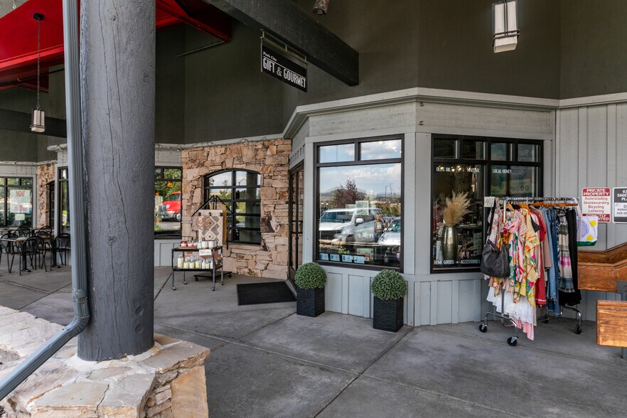 6300 N Sagewood Dr, Park City, UT à louer - Photo de l’immeuble – Image 2 sur 15