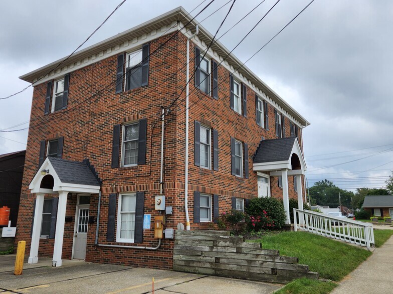 29339 Euclid Ave, Wickliffe, OH à vendre - Photo de l’immeuble – Image 2 sur 12