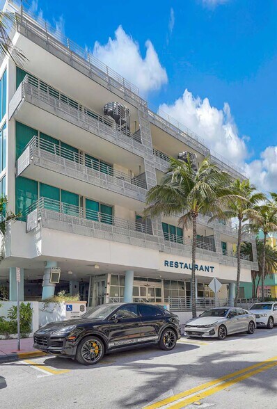 1458 Ocean Dr, Miami Beach, FL à louer - Photo de l’immeuble – Image 2 sur 10