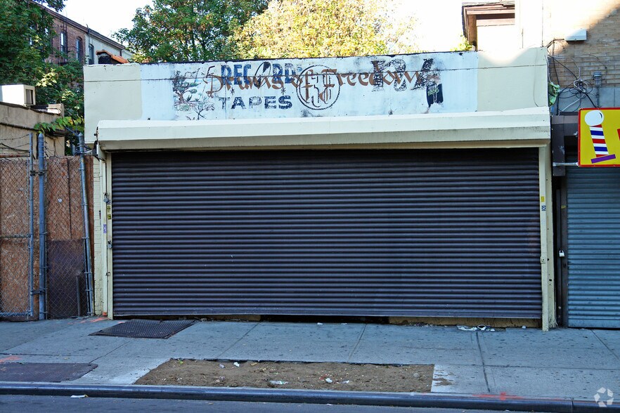 638 Nostrand Ave, Brooklyn, NY à louer - Photo de l’immeuble – Image 2 sur 3
