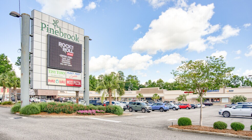 3952-3980 Airport Blvd, Mobile, AL à louer - Photo de l’enseigne sur pylône – Image 3 sur 3