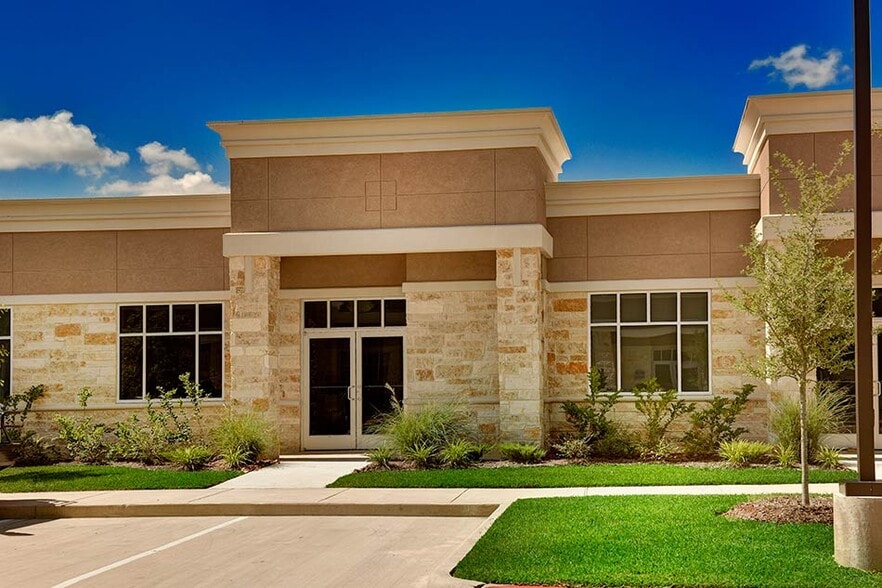 2219 Sawdust Rd, The Woodlands, TX à louer - Photo de l’immeuble – Image 2 sur 16