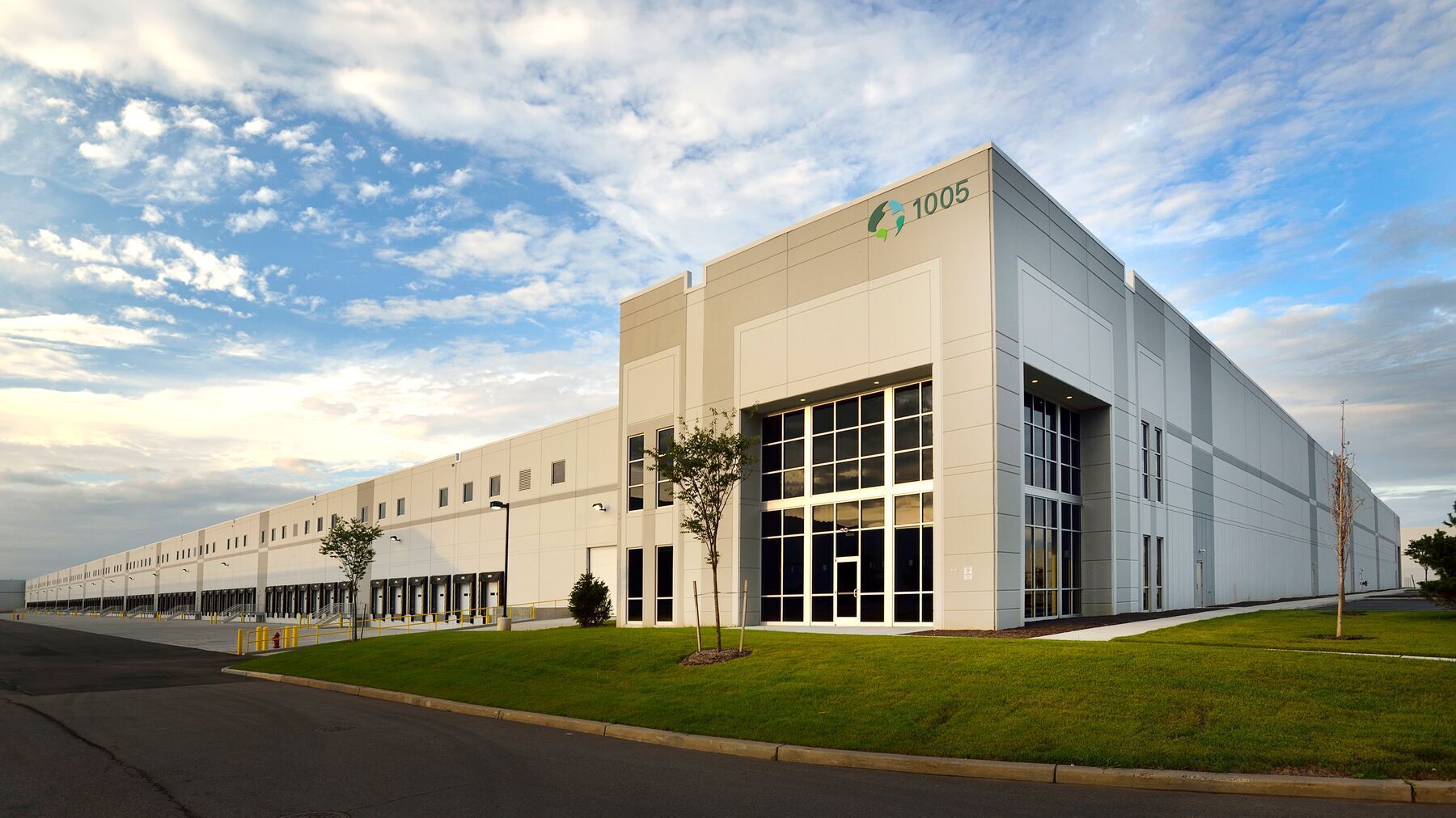 1119 W Middlesex Ave, Port Reading, NJ à louer Photo de l’immeuble– Image 1 sur 7