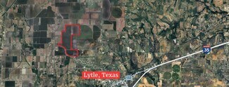 Plus de détails pour 1543 County Road 6710, Lytle, TX - Terrain à vendre
