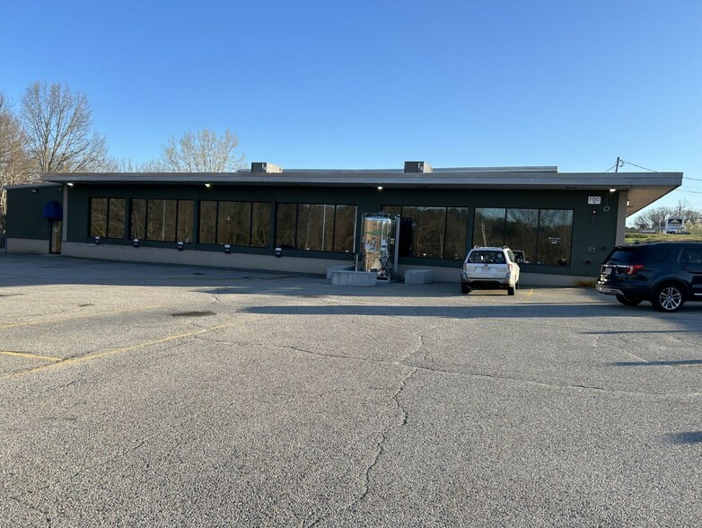 421 Washington St, Auburn, MA à louer - Photo de l’immeuble – Image 2 sur 7