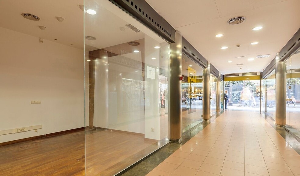 Carrer de Gràcia, 51-53, Sabadell, Barcelona à louer - Photo intérieure – Image 3 sur 5