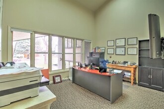 75 Manhattan Dr, Boulder, CO à louer Photo intérieure– Image 2 sur 2