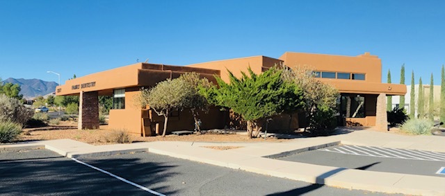 2277 E Wilcox Dr, Sierra Vista, AZ à vendre - Photo principale – Image 1 sur 13
