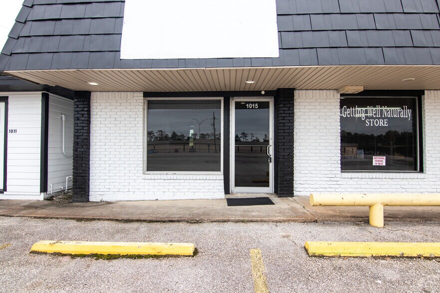 1015 S Main St, Lumberton, TX à louer - Photo de l’immeuble – Image 2 sur 12