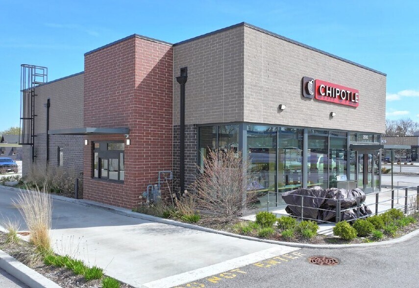 2302 Thornton Lansing Rd, Lansing, IL à vendre - Photo de l’immeuble – Image 2 sur 5