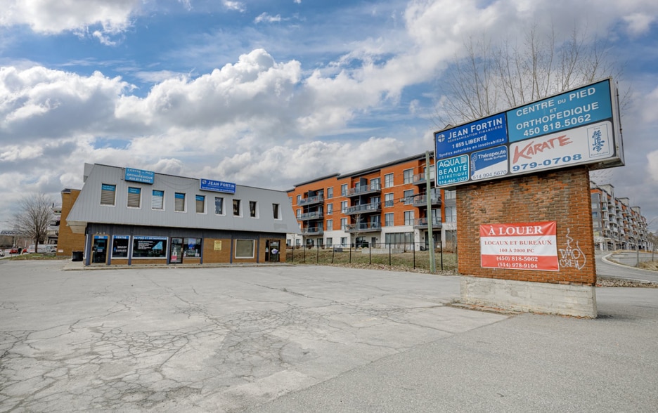 265 Boul Du Curé-Labelle, Ste-Thérèse, QC à louer - Photo principale – Image 1 sur 2