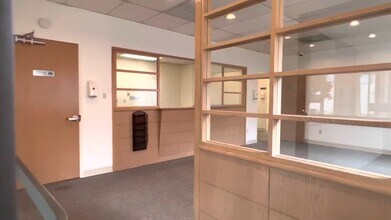 17175 SW Tualatin Valley Hwy, Beaverton, OR à louer - Vidéo sur l’annonce professionnelle 