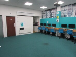 30 King St, Luton à louer Photo intérieure– Image 2 sur 13