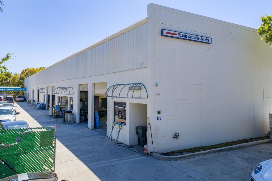 170 Business Park Way, Royal Palm Beach, FL à louer - Photo de l’immeuble – Image 3 sur 32