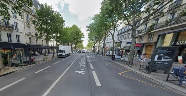 Plus de détails pour Local commercial à louer