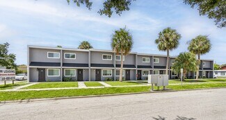 Plus de détails pour 825 E University Blvd, Melbourne, FL - Logement à vendre