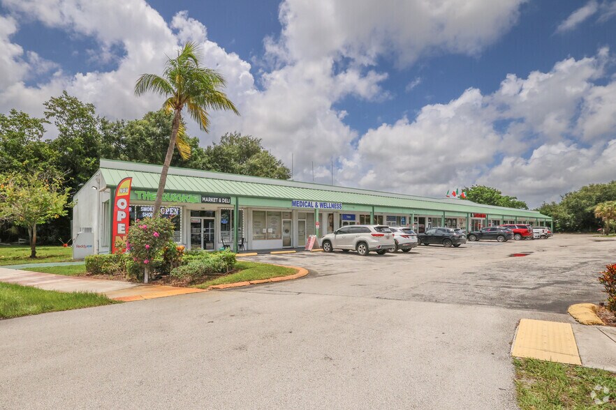 7601-7625 Davie Road Ext, Hollywood, FL à louer - Photo principale – Image 1 sur 15
