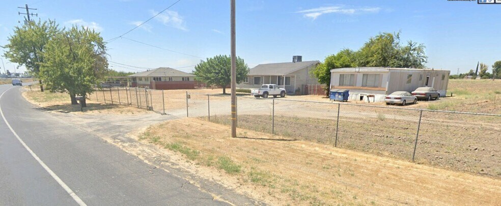 11401-11591 S. Manthey Rd., Lathrop portefeuille de 3 biens à vendre sur LoopNet.fr - Photo de l’immeuble – Image 2 sur 8