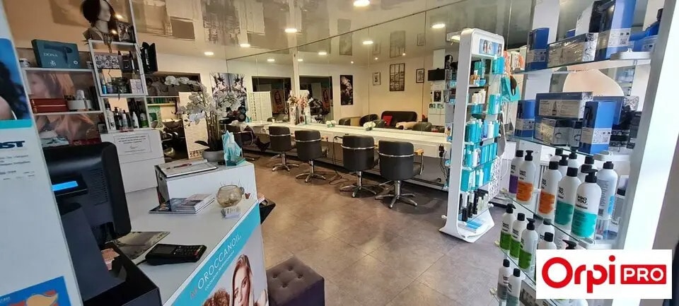 Local commercial dans Saint-Brieuc à vendre - Photo de l’immeuble – Image 3 sur 7