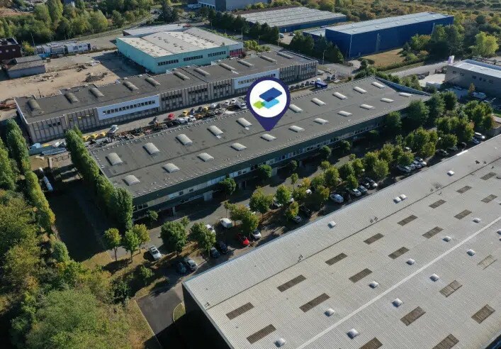 Industriel/Logistique dans Coignières à louer - Photo de l’immeuble – Image 1 sur 3