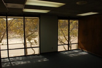 10855 Sorrento Valley Rd, San Diego, CA à louer Photo intérieure– Image 2 sur 2