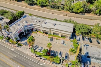 11555-11561 Ventura Blvd, Studio City, CA à louer Photo de l’immeuble– Image 2 sur 11