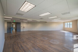 405 Healdsburg Ave, Healdsburg, CA à louer Photo intérieure– Image 1 sur 5