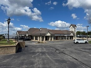 1026 Palisades Blvd, Osage Beach, MO à louer Photo intérieure– Image 2 sur 19