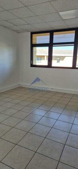 13 Allée Des Tulipiers, Bron à vendre - Photo intérieure – Image 3 sur 6