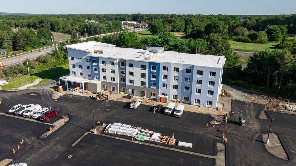 940 Fall River Ave, Seekonk, MA à louer - Photo de l’immeuble – Image 2 sur 15