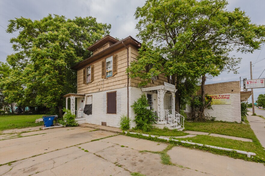 1608 Central St, Wichita, KS à vendre - Photo de l’immeuble – Image 3 sur 90