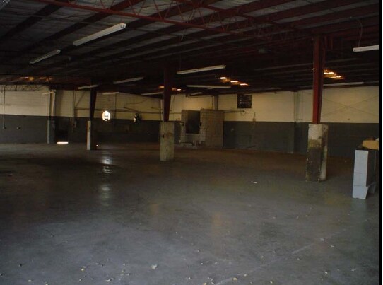 3103 SE Loop 410, San Antonio, TX à louer - Photo de l’immeuble – Image 2 sur 9