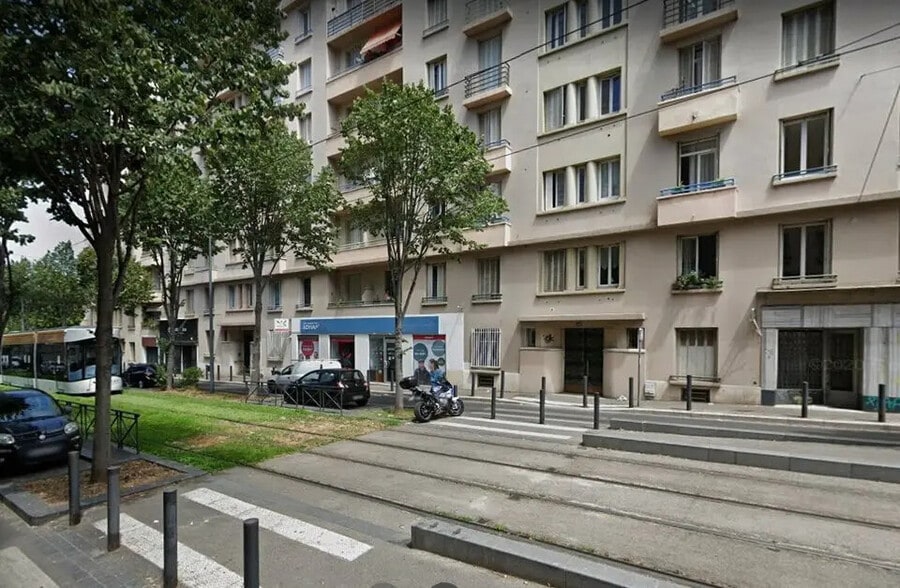 58 Avenue Du Marechal Foch, Marseille à louer - Photo de l’immeuble – Image 2 sur 10