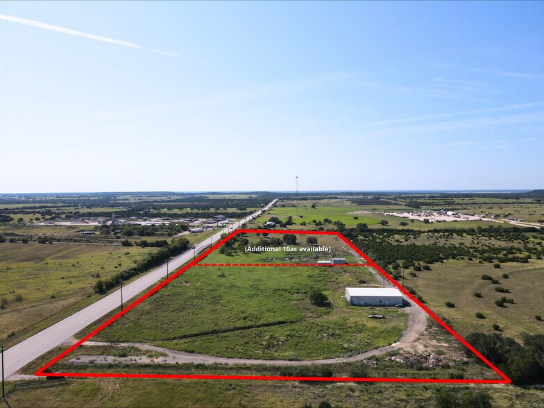 10011 US-183, Florence, TX à louer - Photo de l’immeuble – Image 3 sur 3