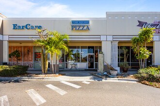 7777 N Wickham Rd, Melbourne, FL à louer Photo de l’immeuble– Image 1 sur 28