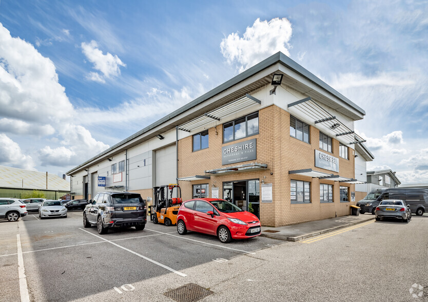 Tan House Ln, Widnes à louer - Photo principale – Image 1 sur 12