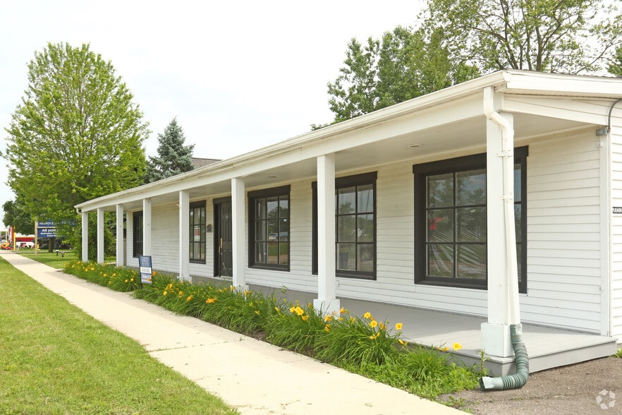 6585 Jackson Rd, Ann Arbor, MI à vendre - Photo de l’immeuble – Image 2 sur 7