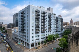 Plus de détails pour 800 Brazos St, Austin, TX - Bureau à louer