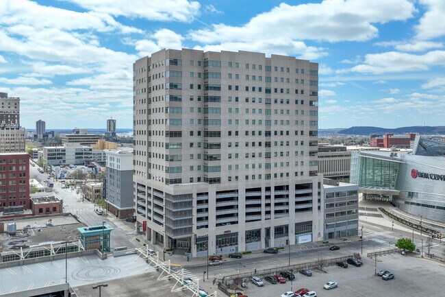 Plus de détails pour 202 S Cheyenne Ave, Tulsa, OK - Bureau, Local commercial à louer