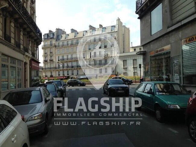 Plus de détails pour Local commercial à louer