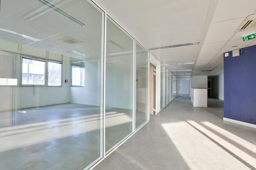 Bureau dans Paris à louer - Photo de l’immeuble – Image 1 sur 7