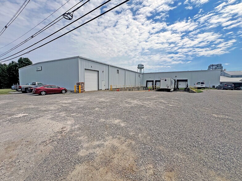 1450-1520 S Mill St, Nashville, IL à louer - Photo de l’immeuble – Image 3 sur 12
