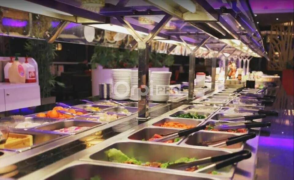 Local d'activités dans Le Mans à vendre - Photo de l’immeuble – Image 3 sur 3