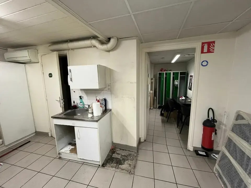 15 Rue Constantine, Lyon à louer Photo intérieure– Image 1 sur 4