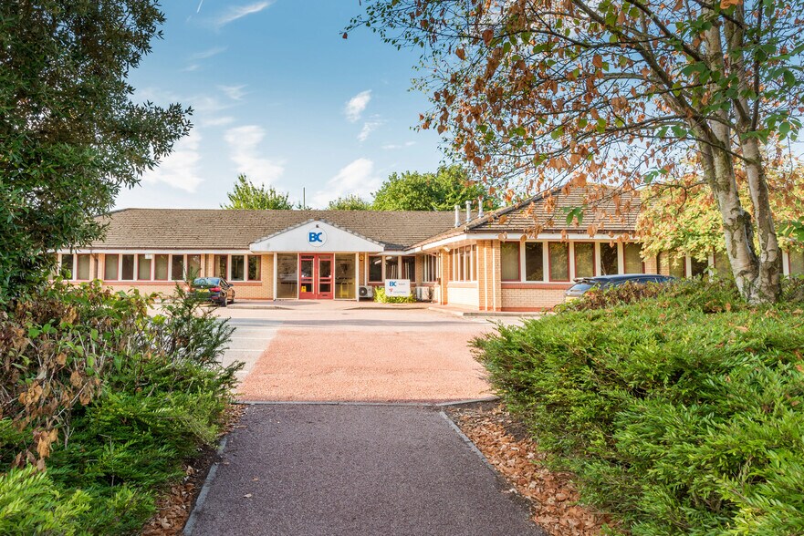 Hampton Ct, Runcorn à louer - Photo de l’immeuble – Image 3 sur 5